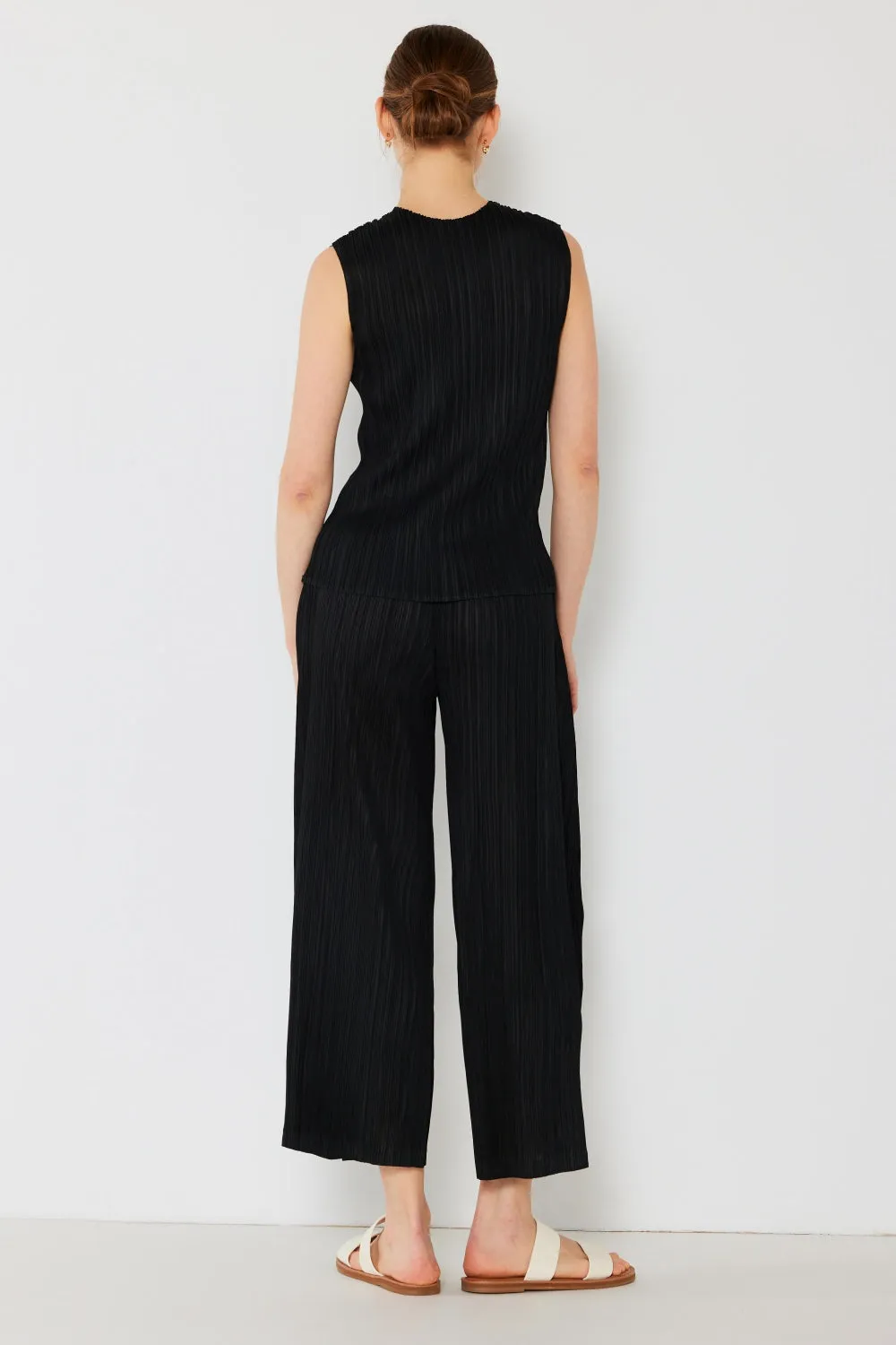 Pleated Wide-Leg Pants with Side Pleat Detail