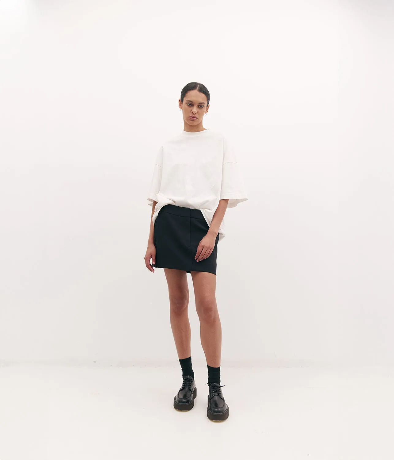 SARAH MINI SKIRT- BLACK