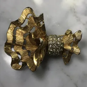 Vintage Hattie Carnegie Brooch. Asymmetrical Bow quite a statement piece. Possible Necklace?